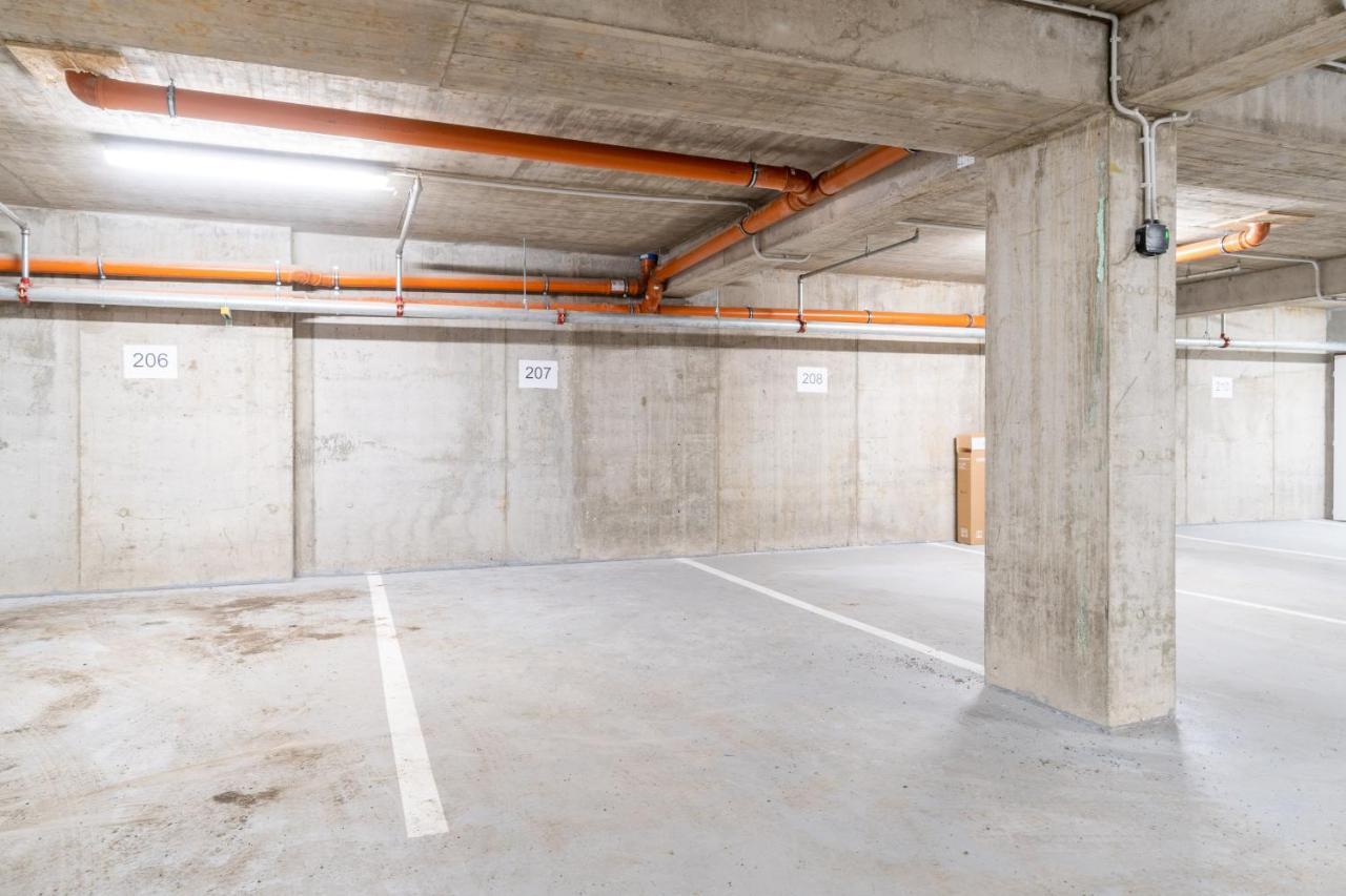 Brand New Studio Apartment #21 With Free Secure Parking In The Center 布拉格 外观 照片